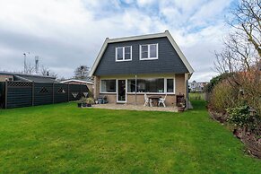 Holiday Home Callantsoog Near Sandy Beach