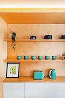 Oeiras Spacious and Coastal Flat