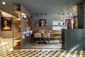 Spacious Apartment Retreat