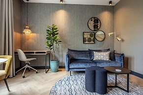 Spacious Apartment Retreat