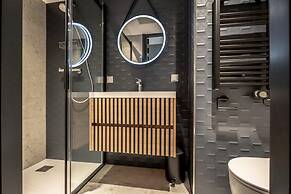 Spacious Apartment Retreat