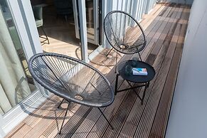 Stylish Penthouse With 2 Bedrooms