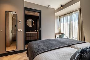 Delft Escape With Rooftop and Wifi