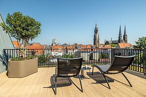 Delft Escape With Rooftop and Wifi