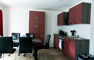 Holiday Apartment With Lake View