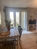 Isle Escape Retreat- Sleeps 4, Garden & Games Room