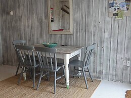 Isle Escape Retreat- Sleeps 4, Garden & Games Room