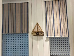 Isle Escape Retreat- Sleeps 4, Garden & Games Room