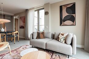 Spacious Apartment in Den Haag With View