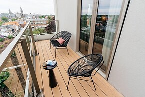 Spacious Apartment in Den Haag With View