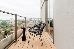 Spacious Apartment in Den Haag With View