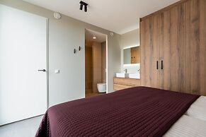 Spacious Apartment in Den Haag With View