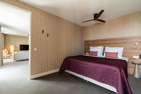 Spacious Apartment in Den Haag With View