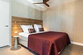 Spacious Apartment in Den Haag With View