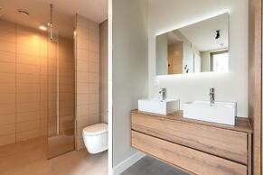 Spacious Apartment in Den Haag With View