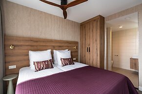 Spacious Apartment in Den Haag With View