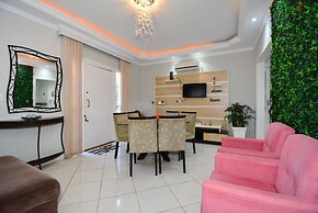 Casa com Piscina no Ribeirão da Ilha