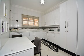 Casa com Piscina no Ribeirão da Ilha