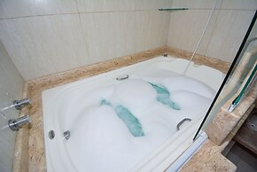 Casa com Piscina no Ribeirão da Ilha