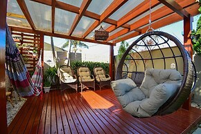 Casa com Piscina no Ribeirão da Ilha