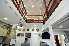 Casa com Piscina no Ribeirão da Ilha