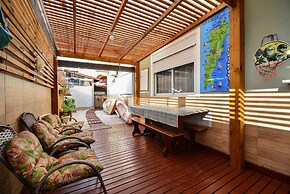 Casa com Piscina no Ribeirão da Ilha