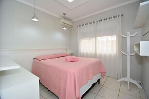 Casa com Piscina no Ribeirão da Ilha