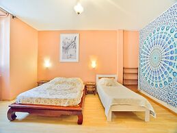 Vintage Retreat by the Vis