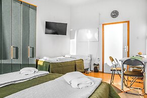 Shared 2BR Residence by Millennium Tower