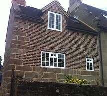 Pet Friendly - Country Cottage - 2 Guests Retreat