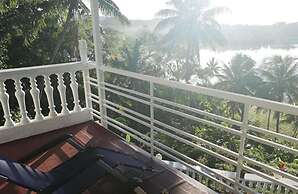 Suva Hideaway Villa