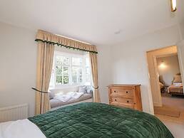 Holm Oak Lodge