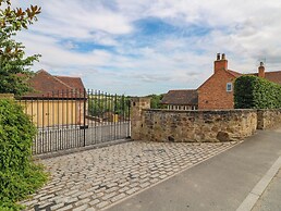 New Elms Farmhouse