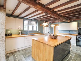 New Elms Farmhouse
