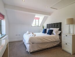New Elms Farmhouse