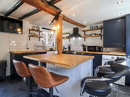 1 Harpur Cottage