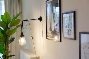 Apartment in Den Haag With Balcony