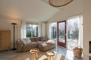 Holiday Home in Petten Near Sandy Beach