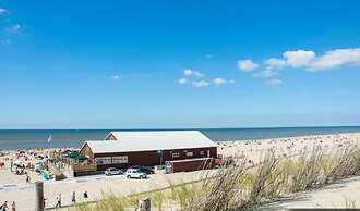 Holiday Home in Petten Near Sandy Beach