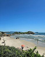 Pé na Areia Encanto da Armação