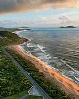 Pé na Areia Encanto da Armação