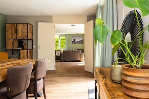 Villa in Andijk With South-facing Garden