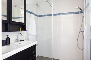 Villa in Andijk With South-facing Garden