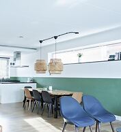 Waterfront Holiday Home With Terrace Views