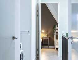 Waterfront Holiday Home With Terrace Views