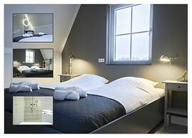 Waterfront Holiday Home With Terrace Views