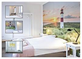 Waterfront Holiday Home With Terrace Views