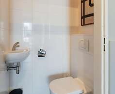 Harbor Retreat, Scheveningen