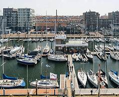 Harbor Retreat, Scheveningen