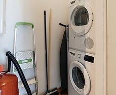 Harbor Retreat, Scheveningen